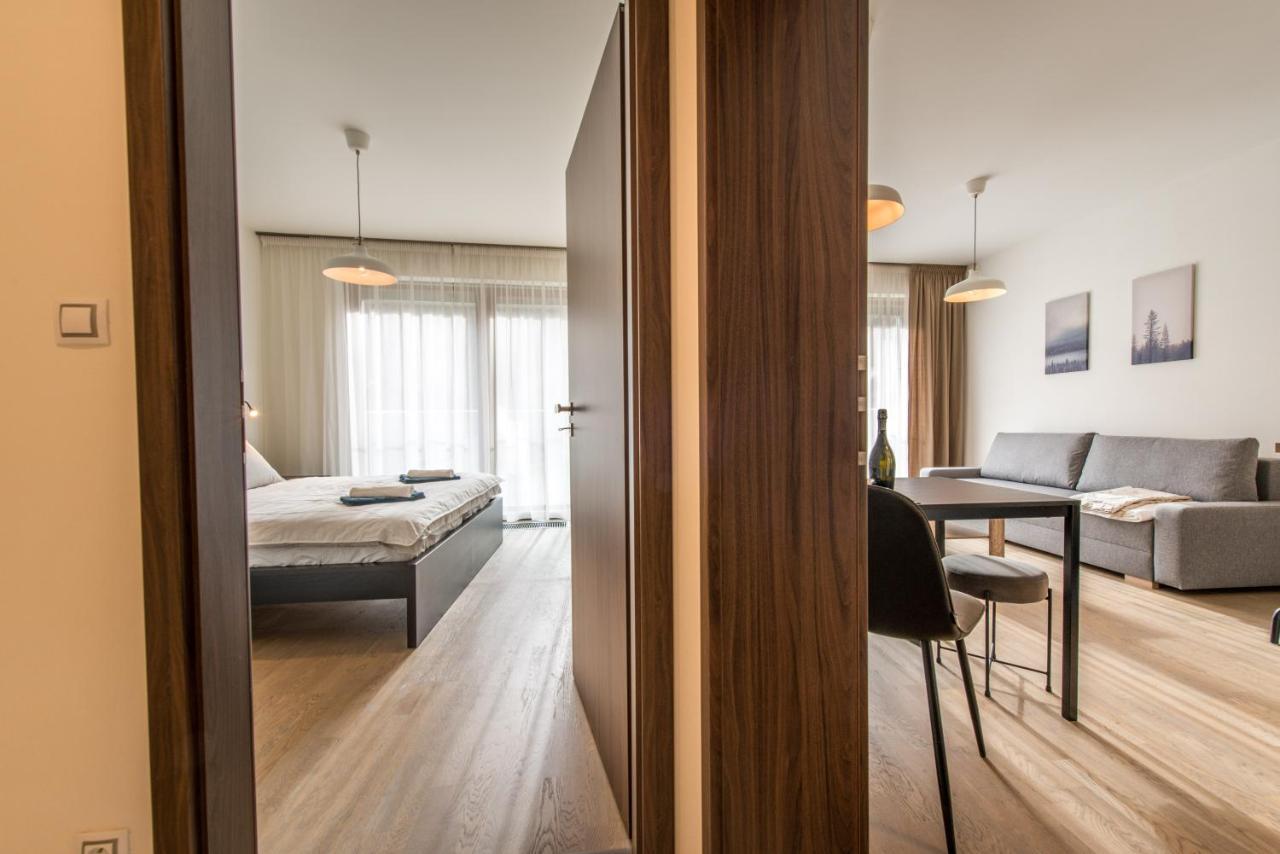 Mozart Central Apartments With Garage Прага Экстерьер фото